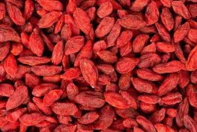 Fructele de goji: Alimentul minune care te întinerește, dar pe care NU ai voie să-l mănânci oricum! Află de ce!