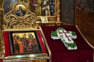 Nu o să crezi ce superstiții stranii ascunde Ziua Crucii pe 14 septembrie! Vezi ce să NU faci sub nicio formă!