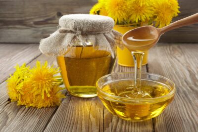 Descoperă siropul miraculos din păpădie și lămâie care îți curăță ficatul și purifică sângele în doar câteva zile!