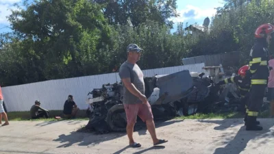 ȘOCANT! Tânăr terorizează localnicii cu bolidul său la peste 150 km/h și provoacă un ACCIDENT ÎNFIORĂTOR!