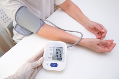 Șocant! Noile valori ale tensiunii arteriale care îți pot salva viața – ce trebuie să știi urgent!