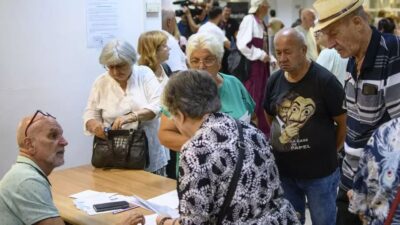 Ce pensie vei primi dacă ai un salariu de 4.000 de lei. Tabelul cu calculele pentru toți anii de vechime