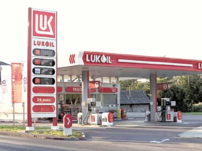 Rușii au vândut tot! Ce se întâmplă cu cei peste 3.000 de angajați Lukoil din România?