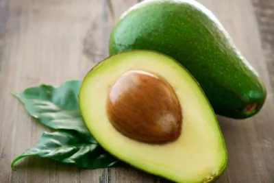 Nu vei crede ce se întâmplă în corpul tău dacă mănânci avocado zilnic!