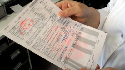 Adio, dosar cu șină! Revoluția de 100 de milioane de euro care îți pune tot istoricul medical pe telefon