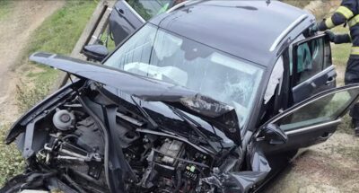 Impact devastator în Botoșani! A intrat cu mașina într-un cap de pod, dar ce a urmat e de neimaginat.