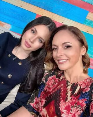 Andreea Marin i-a interzis fiicei sale meseria pe care și-o dorea. Avertismentul dur pe care i l-a dat Violetei: „Nu e o meserie bănoasă!”