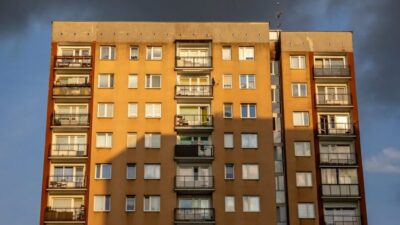 Ai lipsit de la ședința de bloc? Decizia luată te lasă fără bani în buzunar! Ești obligat să plătești, chiar dacă nu ești de acord