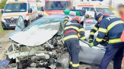 Imagini apocaliptice din Slobozia! Victime scoase dintre fiarele contorsionate după un carambol violent