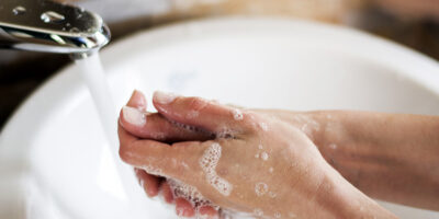 Te speli pe mâini degeaba! Greșeala pe care o fac toți și care te poate îmbolnăvi grav