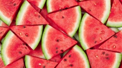 Pericolul ascuns în felia de pepene. Un medic român trage semnalul de alarmă: NU o mânca niciodată așa