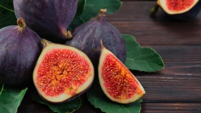 Avertismentul nutriționistului: Ce se întâmplă în corpul tău dacă mănânci prea multe smochine