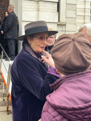 „Ce schimbare!” Angela Similea, vizibil transformată la înmormântarea lui Horia Moculescu. O apariție care a surprins pe toată lumea