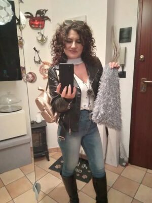 TRAGEDIE ÎN ITALIA! Daniela, mamă româncă, SPULBERATĂ de un șofer BEAT. Fetița de 13 ani o aștepta acasă…