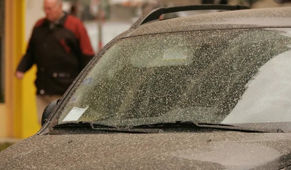 Val de praf saharian peste Romania