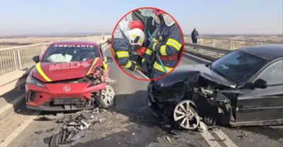 Alertă MAXIMĂ pe șosea!  Ambulanță SPULBERATĂ în trafic. Trei victime, duse de URGENȚĂ la spital. Ce s-a întâmplat, de fapt, în acel moment de groază?