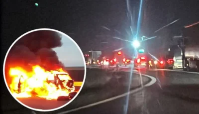 ACUM pe Dealu Negru! DOUĂ MAȘINI în FLĂCĂRI lângă Dedulești, trafic BLOCAT pe DN7!