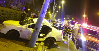 Ce s-a întâmplat duminică după-amiază pe un bulevard din Capitală. Patru persoane au ajuns de urgență la spital