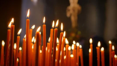 Au ALES să MOARĂ ÎMPREUNĂ la 89 de ani! Ultima dorință a celebrelor GEMENE te va CUTREMURA!