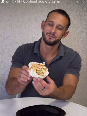 A murit în somn la 30 de ani! Greșeala fatală a unui celebru instructor de fitness. Ce a mâncat l-a băgat în mormânt