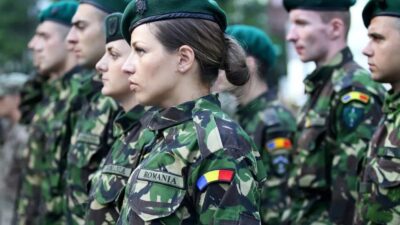 S-a dat legea. Femeile se pot înrola în armată. Ce trebuie să facă și de când se aplică