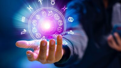 Zodiile care ÎȘI SCHIMBĂ VIAȚA până la finalul lui 2025! Transformări MAJORE și o nouă direcție ȘOCANTĂ în 2026!