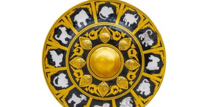 Horoscop 1 decembrie. Zodia care dă lovitura vieții chiar de Ziua Națională. Vin banii și marea iubire