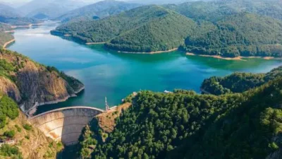 Ce se ÎNTÂMPLĂ MÂINE la Vidraru?!  Avertizare de ULTIM MOMENT de la Hidroelectrica – turiștii sunt vizați!