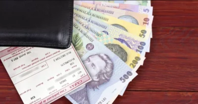 Veste uriașă pentru pensionari! Data exactă când intră banii pe card și la poștă în ianuarie 2026