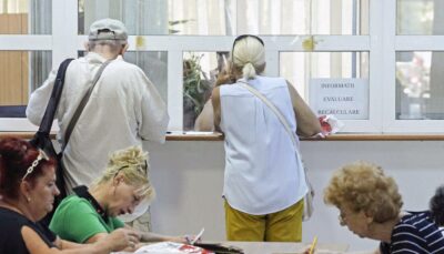 Greșeala banală care îi lasă pe pensionari fără bani. Cum a furat un poștaș mii de lei din pensiile oamenilor
