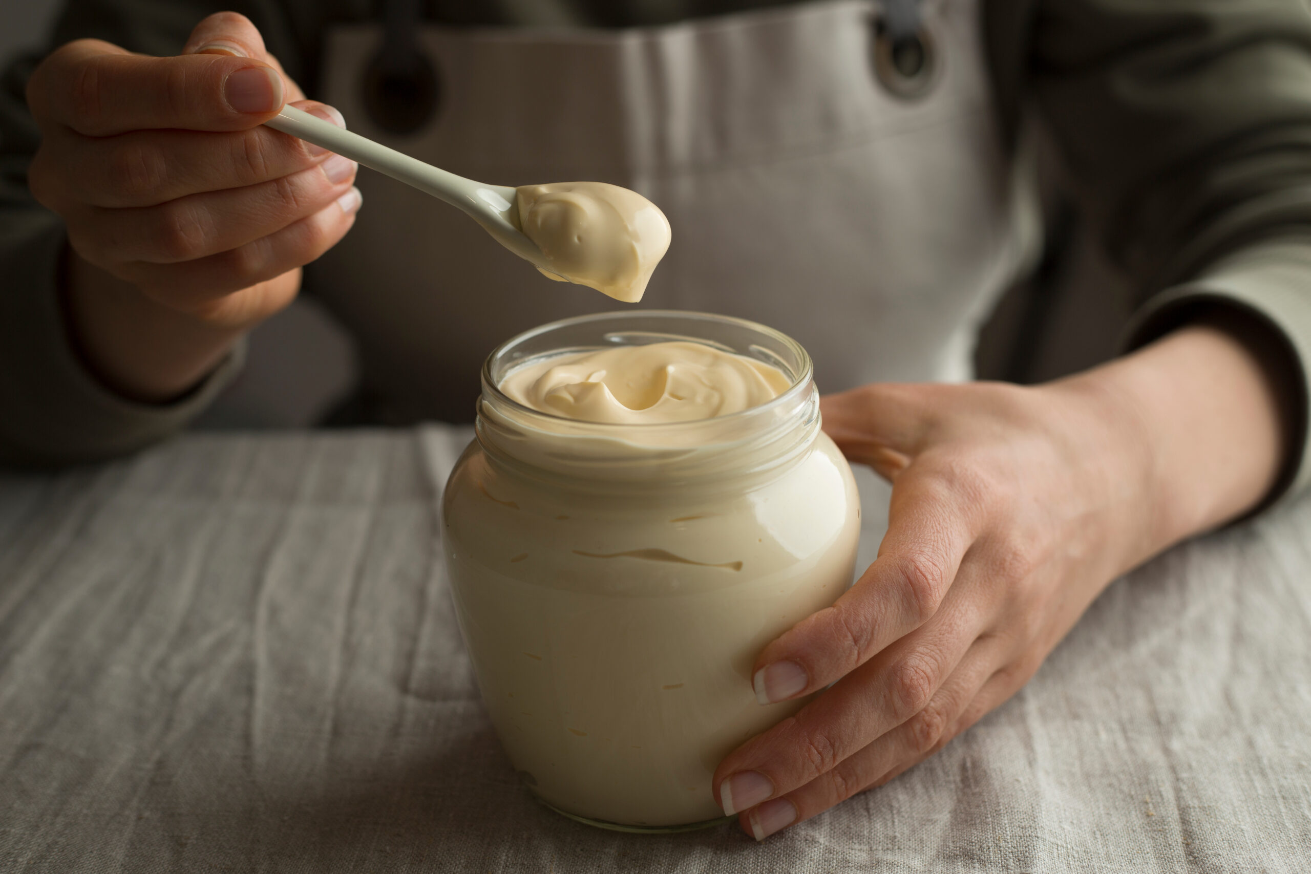 cum sa prepari maioneza de post pufoasa si gustoasa greseala care strica total compozitia scaled 1