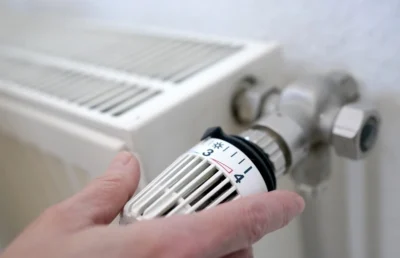 Greșeala URIAȘĂ pe care o faci cu CENTRALA TERMICĂ!  Află câte ORE trebuie să meargă, de fapt, pe zi ca să nu-ți EXPLODEZE factura!