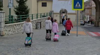 Anunț oficial de la Ministerul Educației! Data exactă când se întorc elevii la școală. Nimeni nu se aștepta la asta
