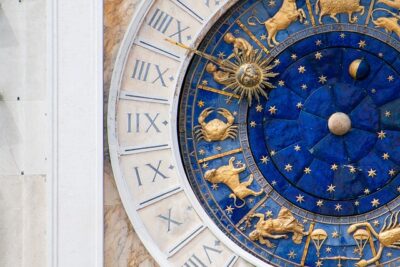 Zodiile care dau lovitura în carieră în ianuarie. Banii vin din toate părțile pentru acești nativi