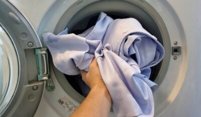 Greșeala uriașă pe care o fac gospodinele după Anul Nou. Când nu ai voie să speli rufe