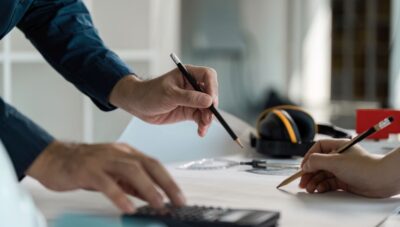 Lovitură pentru români de la 1 ianuarie 2026. Taxa care va scumpi totul în construcții