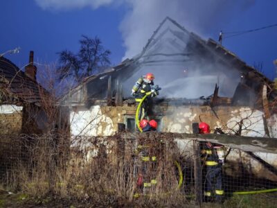 Sfârșit tragic pentru un român, în această dimineață! A murit carbonizat în propria locuință. De la ce a pornit focul
