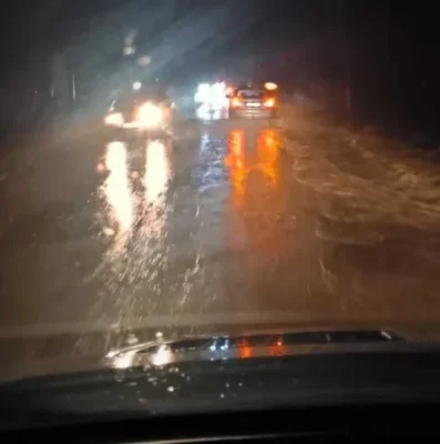COȘMAR PENTRU ȘOFERI PE DN10! E PRĂPĂD PE ȘOSEA, A LUAT-O PĂMÂNTUL LA VALE. ANUNȚUL URGENT AL AUTORITĂȚILOR