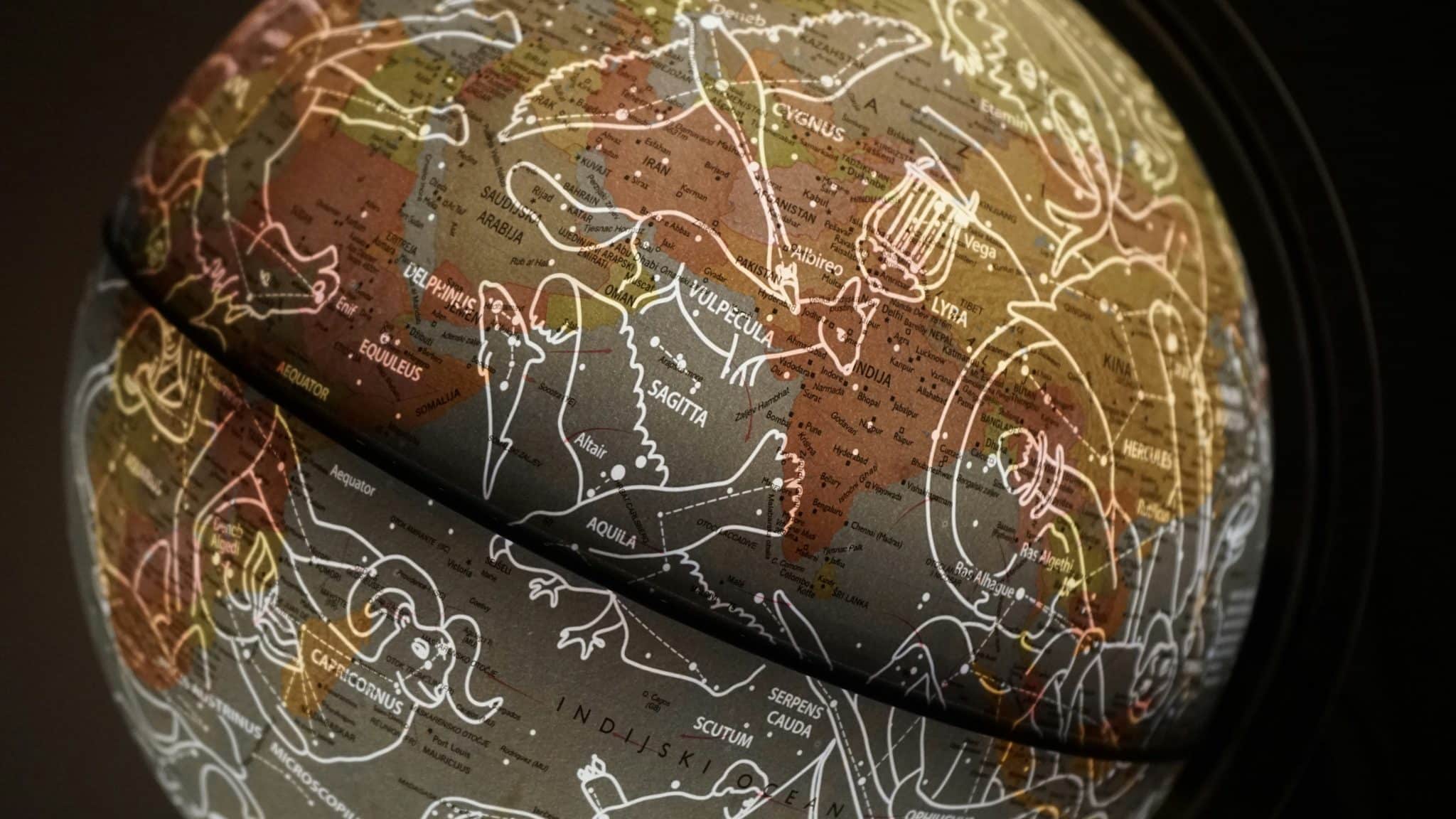 Horoscop 14 mai 2026. Zodia care primește un mesaj neașteptat și nativul pus în fața unei alegeri dificile azi