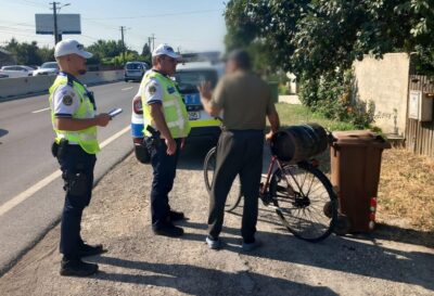 Greșeala uriașă pe care o fac bicicliștii la trecerea de pietoni! Poliția avertizează: Rămâi fără prioritate și iei amendă