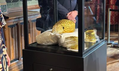 Lovitură totală! Tezaurul dacic revine în România cu pază armată: Hoții i-au îndoit coiful în…