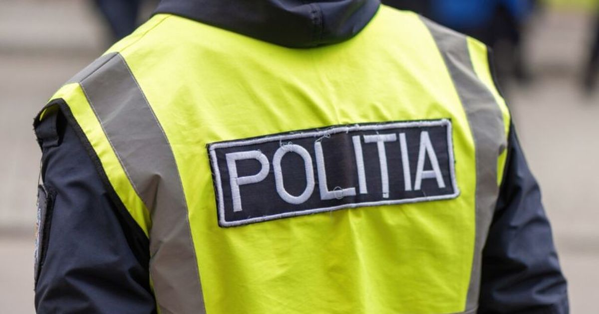 Trafic blocat pe Valea Oltului. Circulație îngreunată în zona Brezoi după un accident cu un autocamion