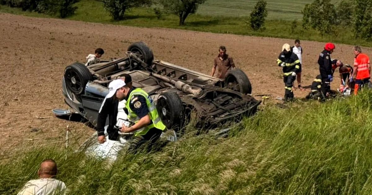 Doliu pe DN1! Un copil de nici 3 ani a murit într-o secundă. Greșeala fatală care a dus la un sfârșit crunt
