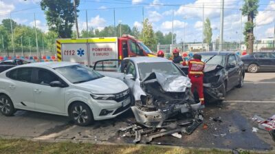 Prăpăd în Oradea! O fetiță și o femeie, victime într-un carambol cu …