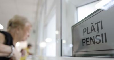 Adio, pensie la 63 de ani! Decizia care dă peste cap planurile tuturor femeilor din România. Ce se schimbă din iulie 2026