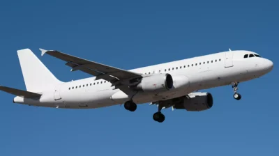 Sfârșit cumplit pentru un tată cu „inimă de aur”! A murit în avion, după ce a fost imobilizat de pasageri