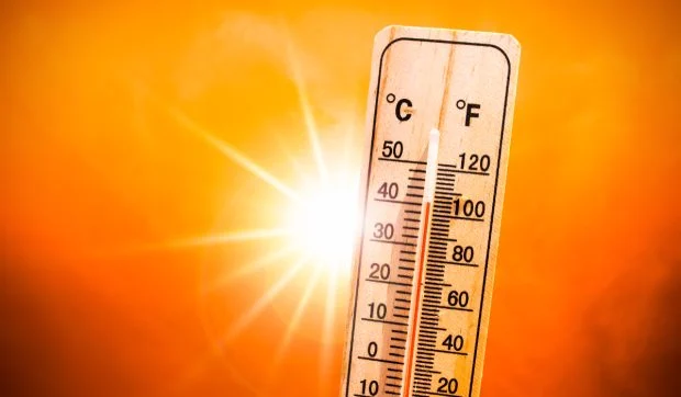 Infern în România! 41 de grade la umbră și cod roșu în 35 de județe. Ce trebuie să faci imediat