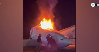 Tragedie pe o autostradă din Texas! Avion prăbușit și cuprins de flăcări: Șoferii au luptat să…