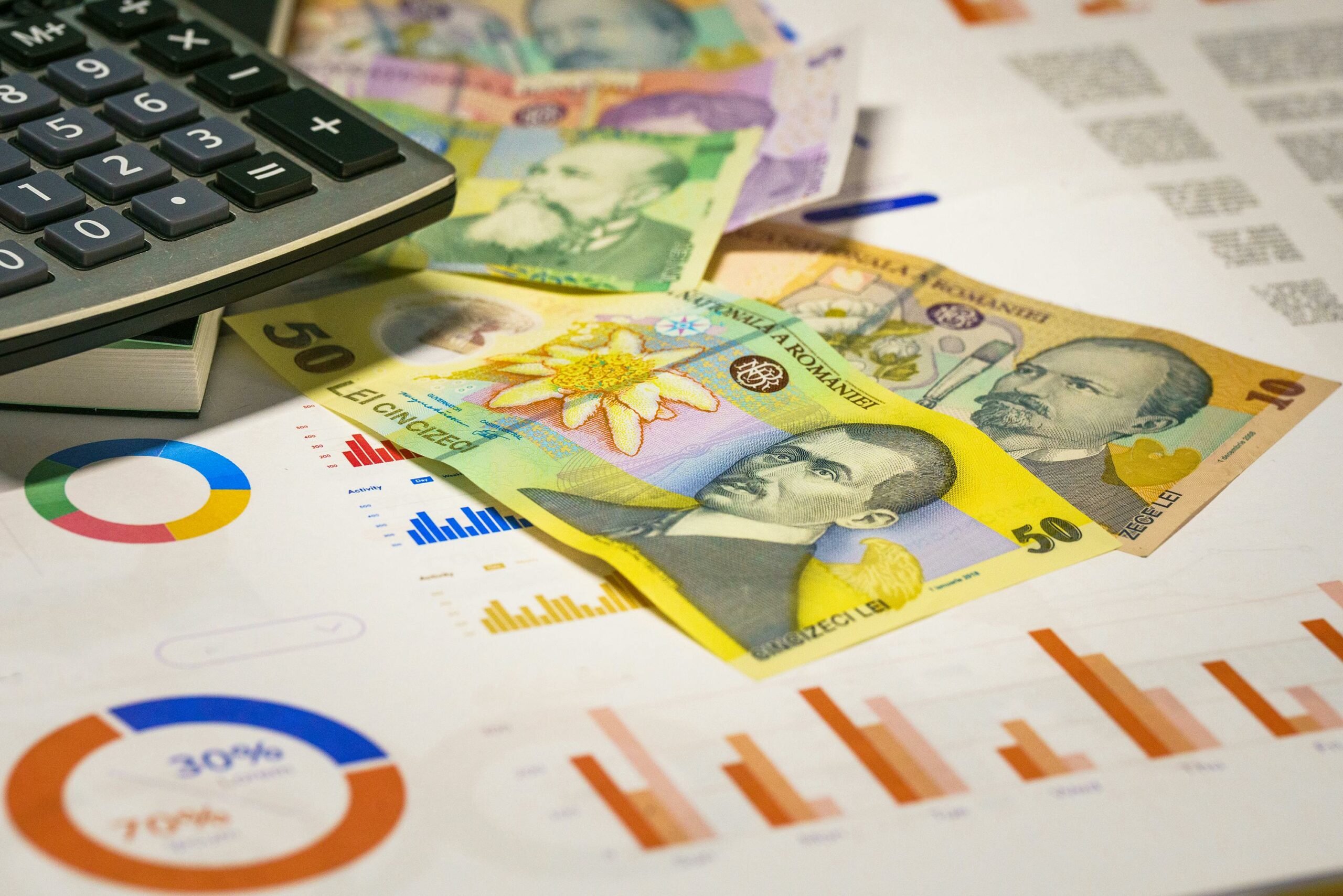 Vestea cruntă pentru 5 milioane de români! Cifrele oficiale arată dezastrul: Cine trăiește la limita sărăciei