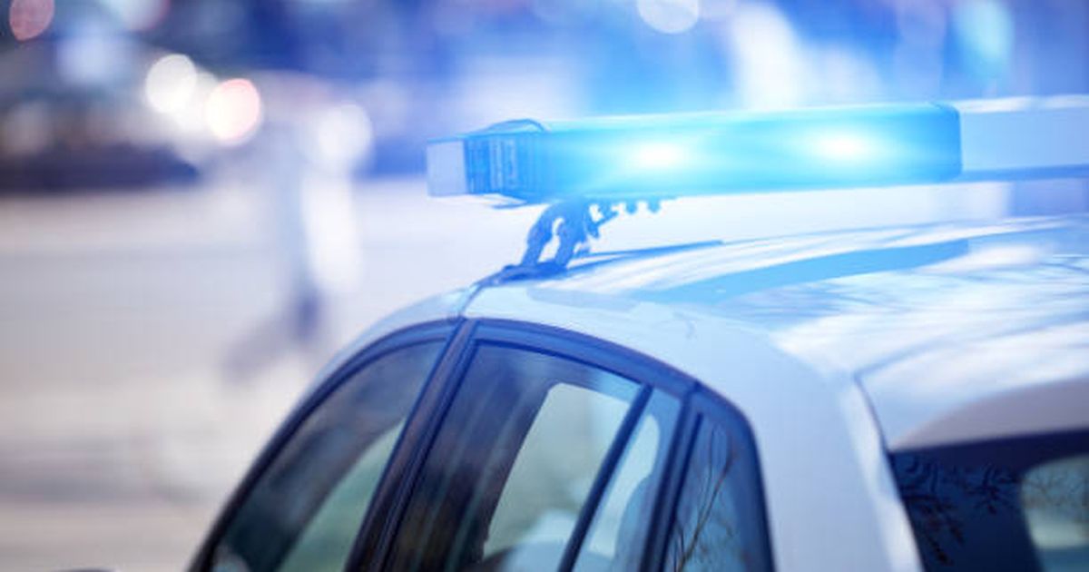Cinci persoane rănite, printre care un copil, în urma unui accident cu o autospecială de poliție în intersecție